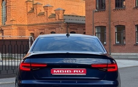 Audi A4, 2017 год, 2 500 000 рублей, 5 фотография