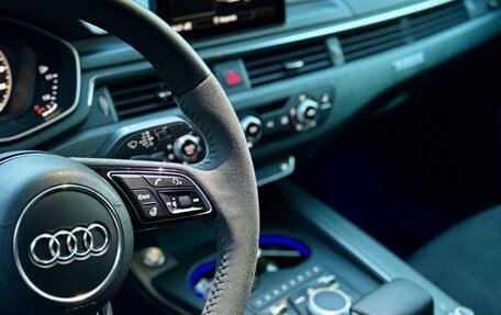 Audi A4, 2017 год, 2 500 000 рублей, 8 фотография