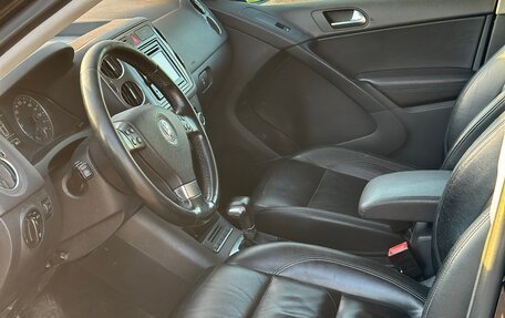 Volkswagen Tiguan I, 2010 год, 990 000 рублей, 9 фотография