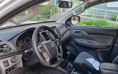 Mitsubishi L200 IV рестайлинг, 2017 год, 1 550 000 рублей, 7 фотография