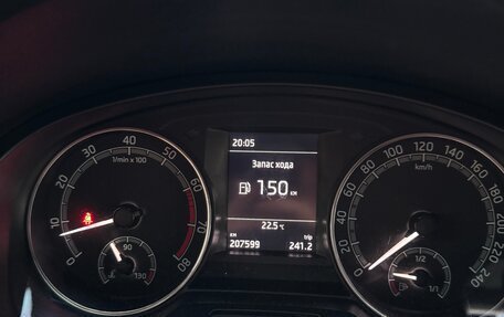 Skoda Rapid I, 2018 год, 1 040 000 рублей, 16 фотография