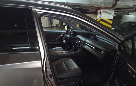 Lexus RX IV рестайлинг, 2016 год, 4 030 000 рублей, 9 фотография