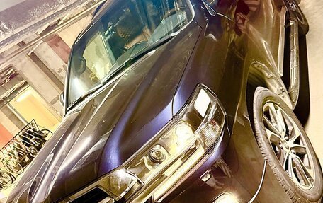 Toyota Land Cruiser 200, 2019 год, 10 800 000 рублей, 2 фотография