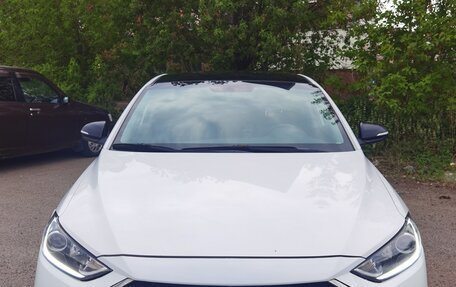 Hyundai Elantra VI рестайлинг, 2016 год, 1 400 000 рублей, 2 фотография