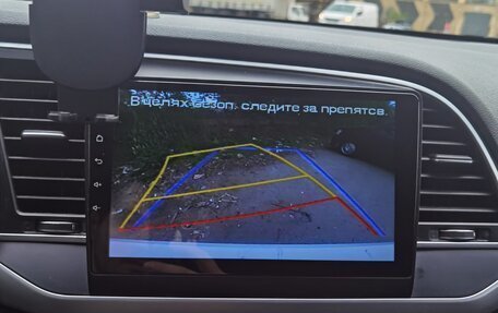 Hyundai Elantra VI рестайлинг, 2016 год, 1 400 000 рублей, 11 фотография