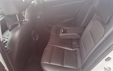 Hyundai Elantra VI рестайлинг, 2016 год, 1 400 000 рублей, 8 фотография