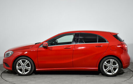 Mercedes-Benz A-Класс, 2015 год, 1 299 000 рублей, 8 фотография
