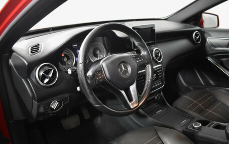 Mercedes-Benz A-Класс, 2015 год, 1 299 000 рублей, 9 фотография