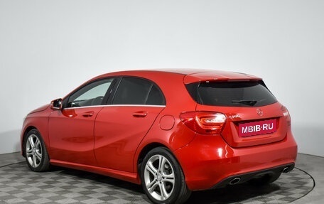 Mercedes-Benz A-Класс, 2015 год, 1 299 000 рублей, 7 фотография