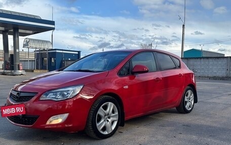 Opel Astra J, 2011 год, 450 000 рублей, 3 фотография