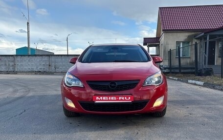 Opel Astra J, 2011 год, 450 000 рублей, 2 фотография