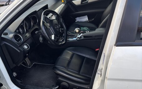 Mercedes-Benz C-Класс, 2011 год, 1 200 000 рублей, 4 фотография
