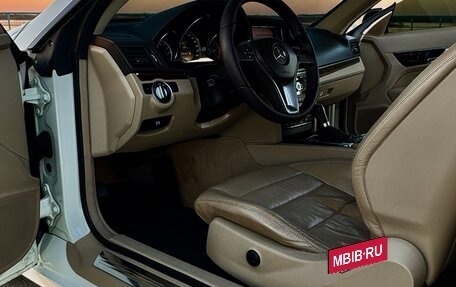 Mercedes-Benz E-Класс, 2011 год, 1 300 000 рублей, 8 фотография