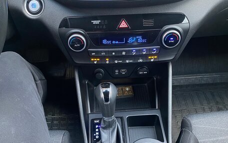Hyundai Tucson III, 2018 год, 2 480 000 рублей, 12 фотография
