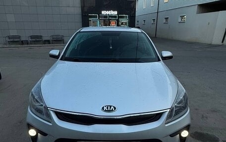 KIA Rio IV, 2018 год, 1 350 000 рублей, 1 фотография