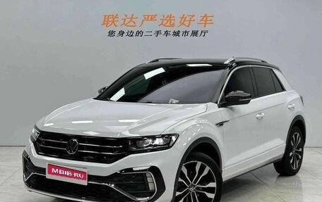Volkswagen T-Roc I, 2022 год, 2 014 000 рублей, 1 фотография