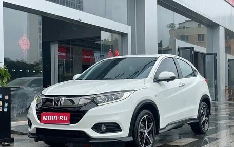 Honda Vezel, 2021 год, 1 205 000 рублей, 1 фотография