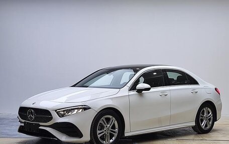 Mercedes-Benz A-Класс, 2022 год, 1 954 000 рублей, 1 фотография