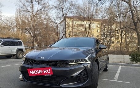 KIA K5, 2021 год, 1 700 000 рублей, 2 фотография