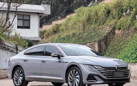 Volkswagen Passat CC, 2024 год, 3 670 000 рублей, 1 фотография