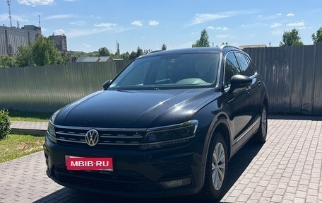 Volkswagen Tiguan II, 2017 год, 2 050 000 рублей, 1 фотография