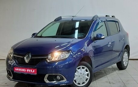 Renault Sandero II рестайлинг, 2015 год, 780 000 рублей, 1 фотография