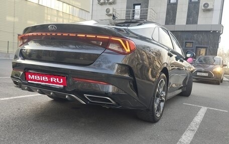 KIA K5, 2021 год, 1 700 000 рублей, 9 фотография