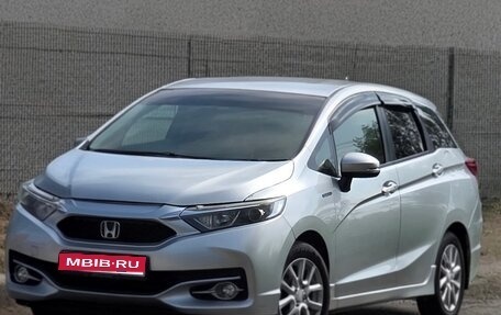 Honda Shuttle II, 2015 год, 980 000 рублей, 1 фотография