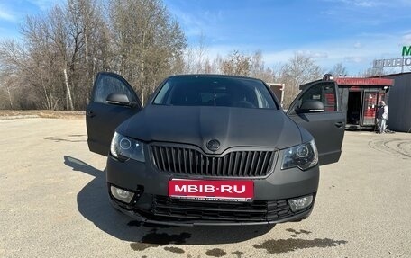 Skoda Superb III рестайлинг, 2013 год, 600 000 рублей, 1 фотография