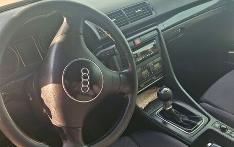 Audi A4, 2001 год, 355 000 рублей, 1 фотография