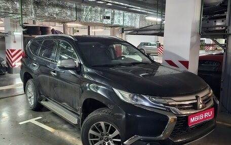 Mitsubishi Pajero Sport III рестайлинг, 2018 год, 3 890 000 рублей, 1 фотография