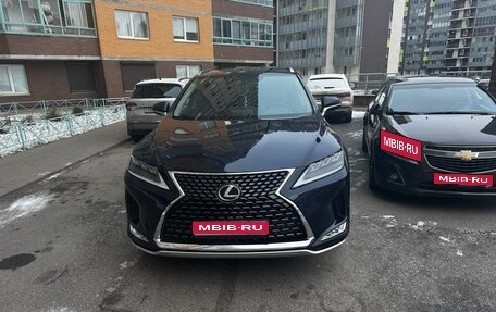 Lexus RX IV рестайлинг, 2021 год, 3 999 000 рублей, 1 фотография