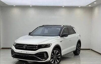 Volkswagen T-Roc I, 2023 год, 1 928 000 рублей, 1 фотография