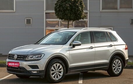 Volkswagen Tiguan II, 2020 год, 2 355 000 рублей, 1 фотография