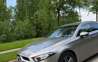 Mercedes-Benz A-Класс, 2020 год, 1 800 000 рублей, 1 фотография
