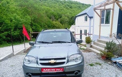 Chevrolet Niva I рестайлинг, 2010 год, 464 000 рублей, 1 фотография