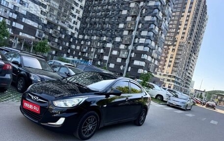 Hyundai Solaris II рестайлинг, 2011 год, 680 000 рублей, 1 фотография