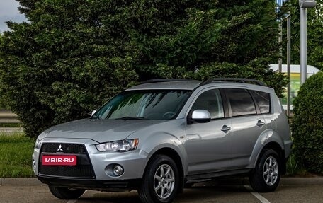 Mitsubishi Outlander III рестайлинг 3, 2011 год, 1 195 000 рублей, 1 фотография