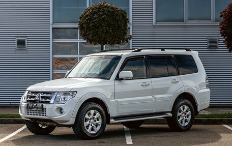 Mitsubishi Pajero IV, 2014 год, 1 855 000 рублей, 1 фотография