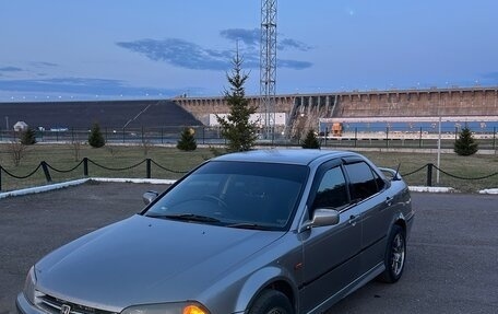 Honda Torneo, 1999 год, 700 000 рублей, 1 фотография