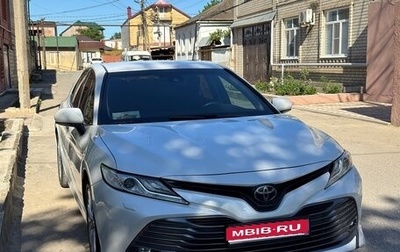 Toyota Camry, 2019 год, 2 950 000 рублей, 1 фотография