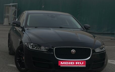 Jaguar XE I рестайлинг, 2016 год, 1 850 000 рублей, 2 фотография