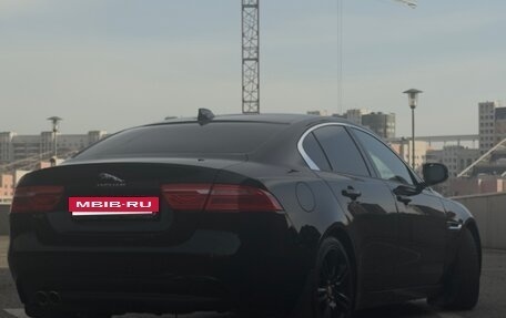 Jaguar XE I рестайлинг, 2016 год, 1 850 000 рублей, 5 фотография