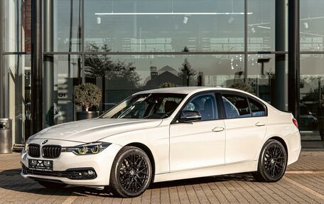 BMW 3 серия, 2018 год, 1 935 000 рублей, 1 фотография