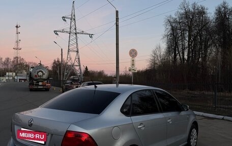 Volkswagen Polo VI (EU Market), 2011 год, 700 000 рублей, 5 фотография