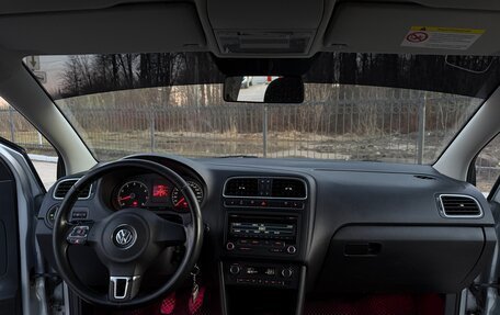 Volkswagen Polo VI (EU Market), 2011 год, 700 000 рублей, 11 фотография