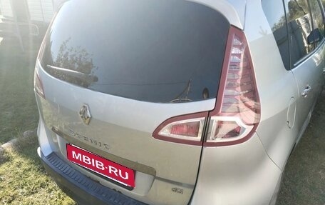 Renault Scenic III, 2011 год, 650 000 рублей, 4 фотография
