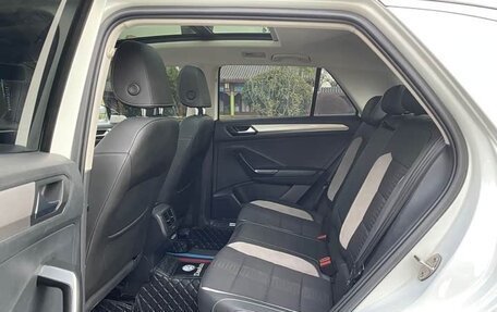 Volkswagen T-Roc I, 2022 год, 1 480 000 рублей, 6 фотография