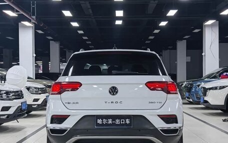 Volkswagen T-Roc I, 2022 год, 1 800 000 рублей, 5 фотография