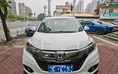 Honda Vezel, 2022 год, 1 070 000 рублей, 2 фотография